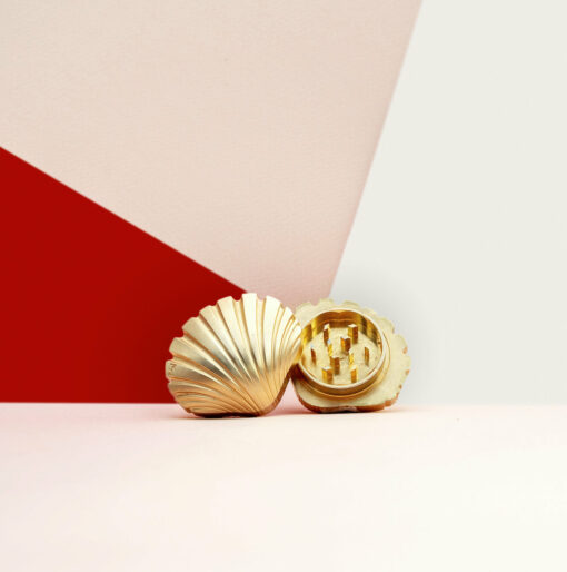 Shop Stay Golden Seashell Weed Grinder in australian